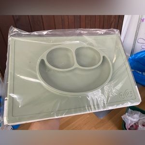 *new* EZPZ Happy Mat in sage